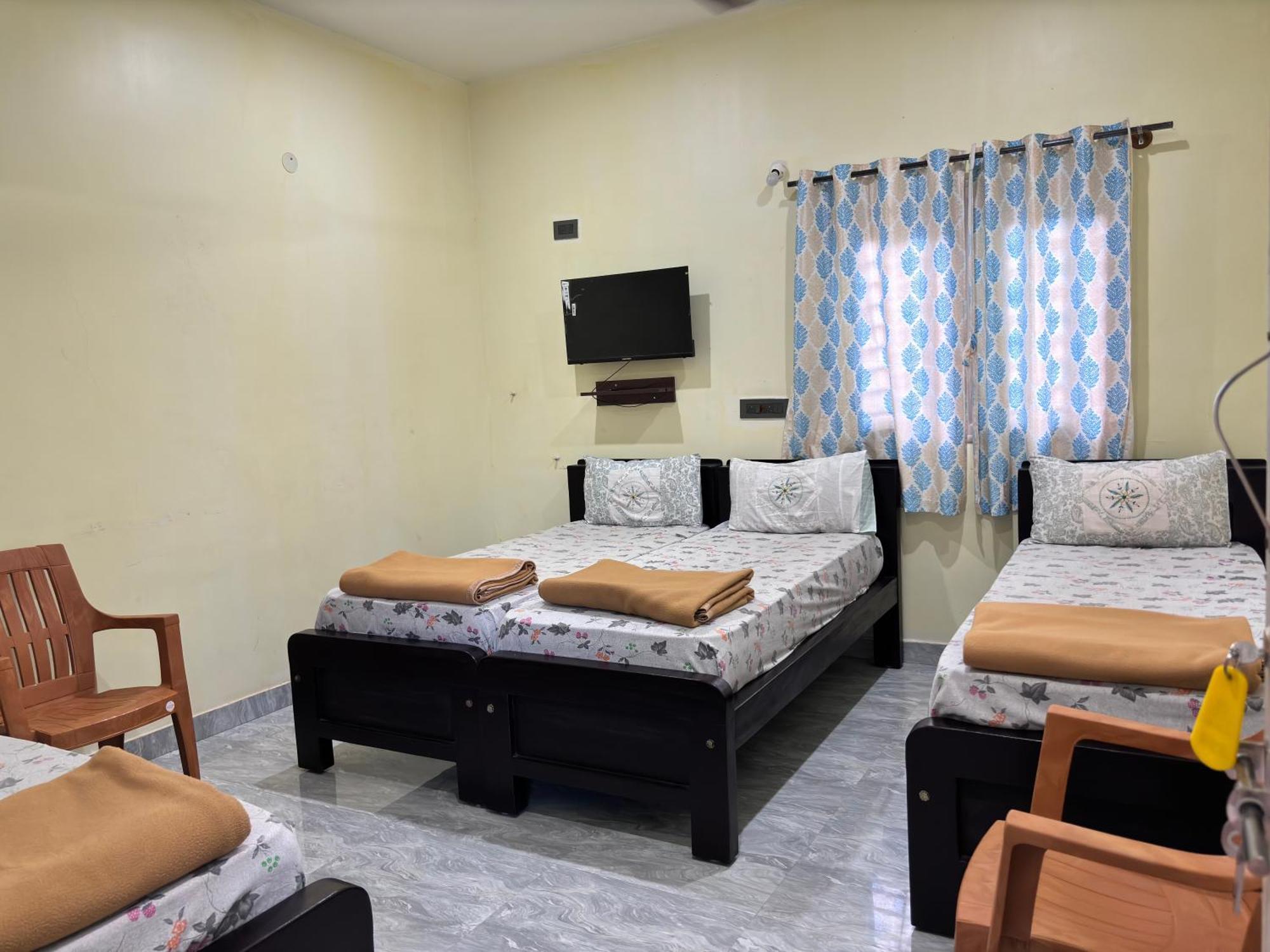 Sri Siri Lodge And Hotel Chikmagalur Luaran gambar