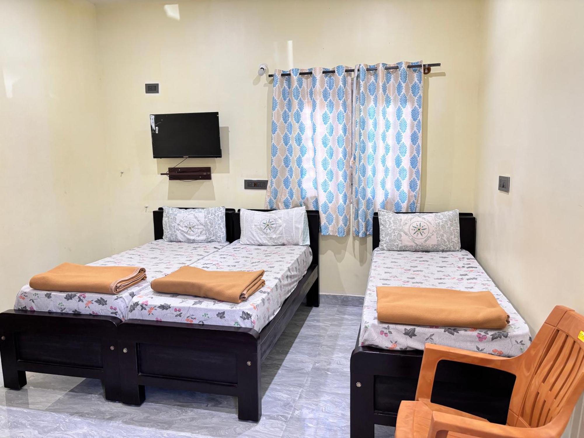 Sri Siri Lodge And Hotel Chikmagalur Luaran gambar
