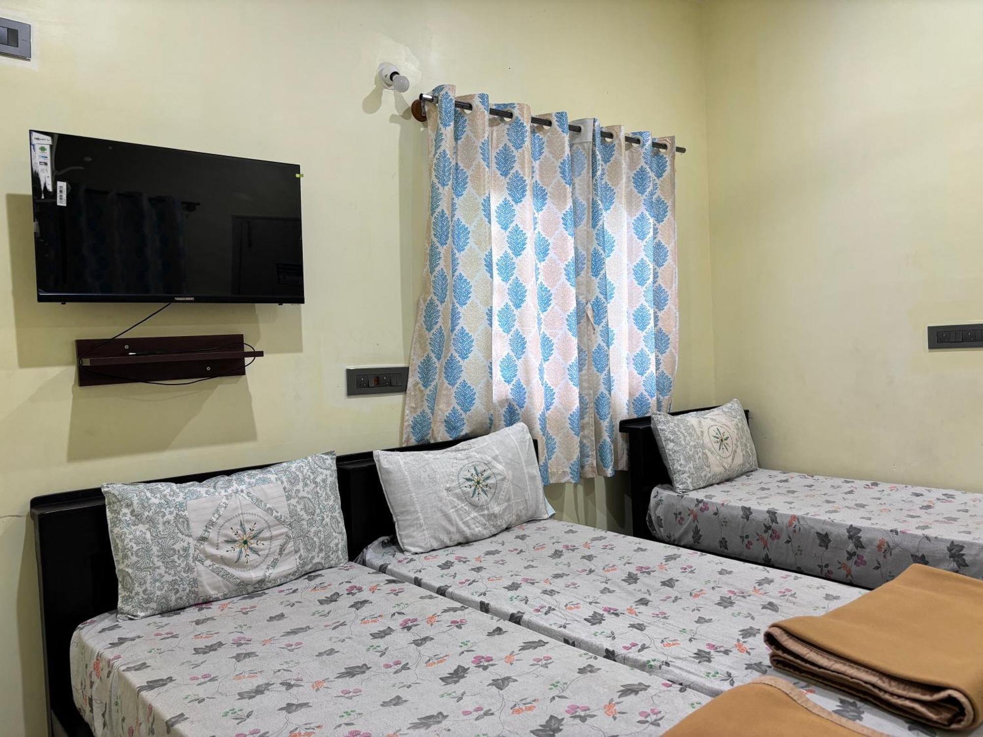 Sri Siri Lodge And Hotel Chikmagalur Luaran gambar