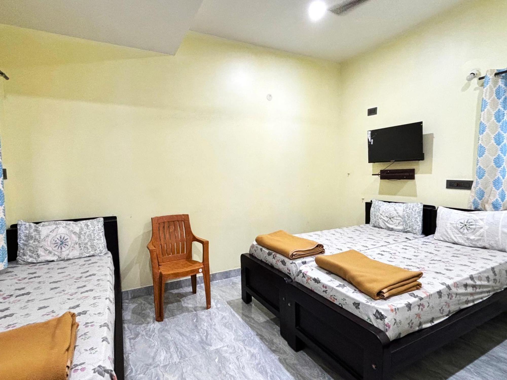 Sri Siri Lodge And Hotel Chikmagalur Luaran gambar