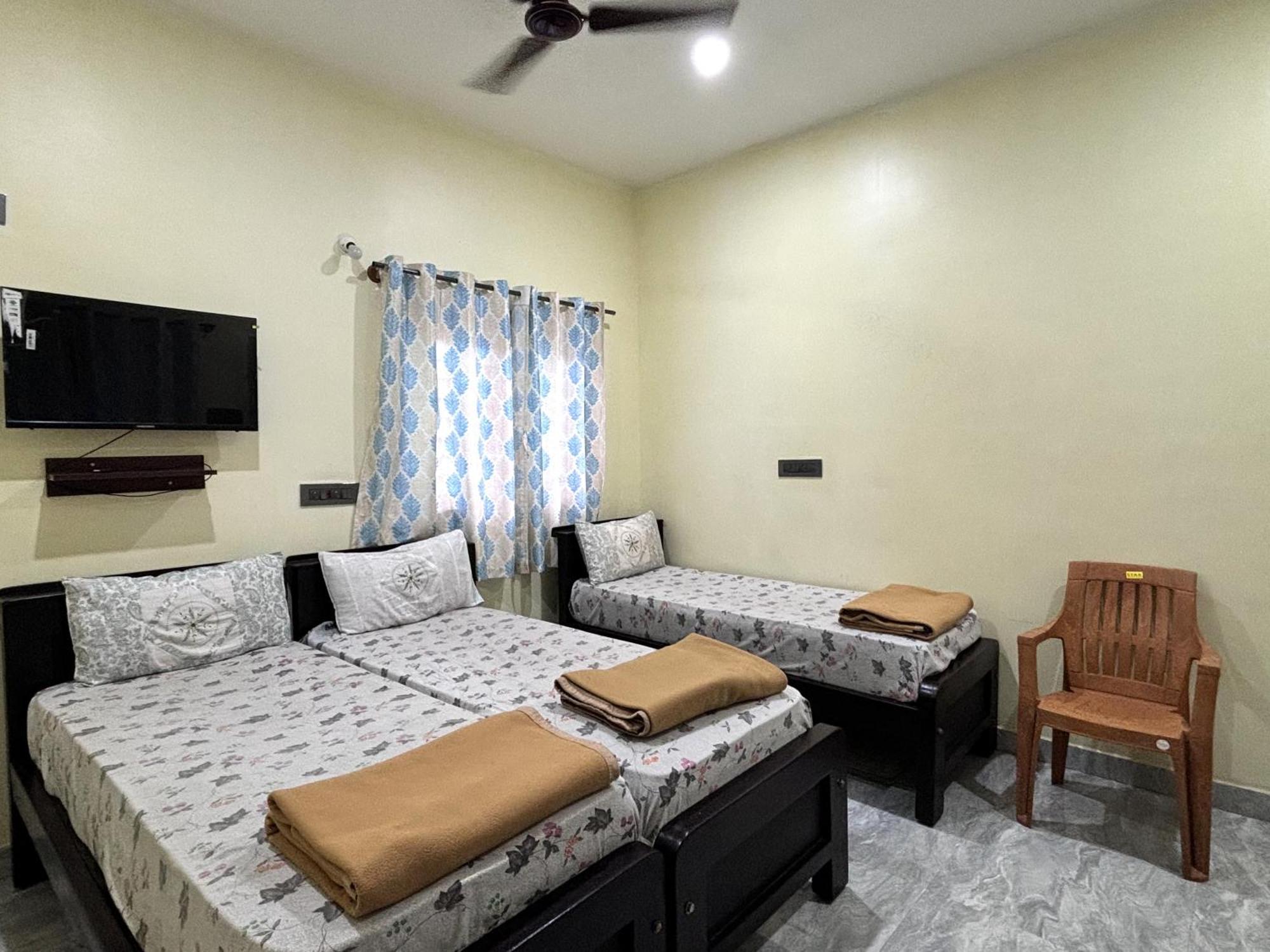 Sri Siri Lodge And Hotel Chikmagalur Luaran gambar