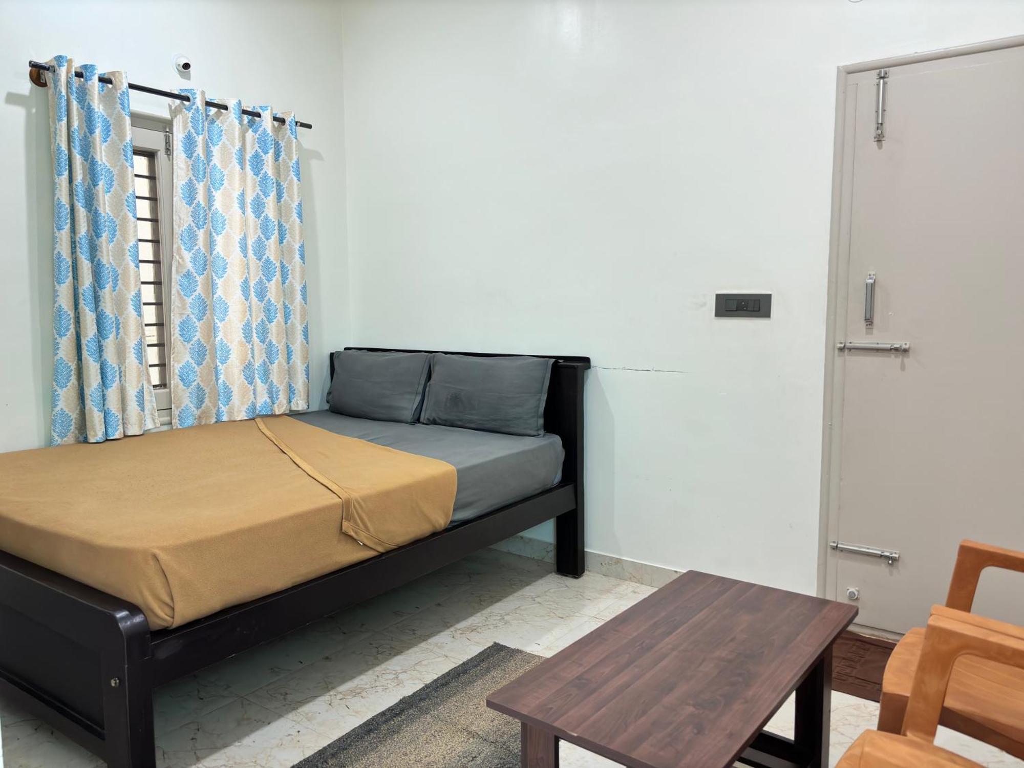 Sri Siri Lodge And Hotel Chikmagalur Luaran gambar
