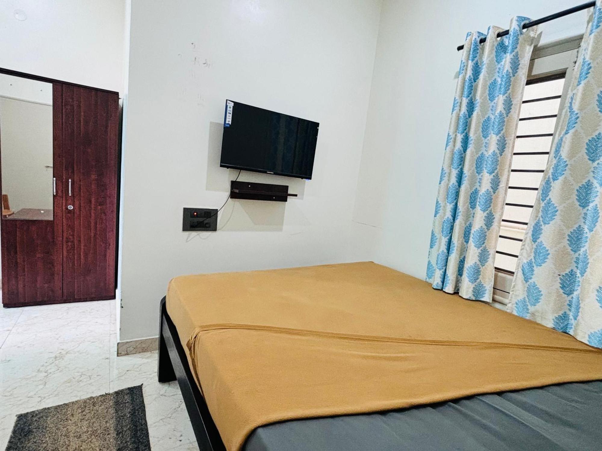 Sri Siri Lodge And Hotel Chikmagalur Luaran gambar