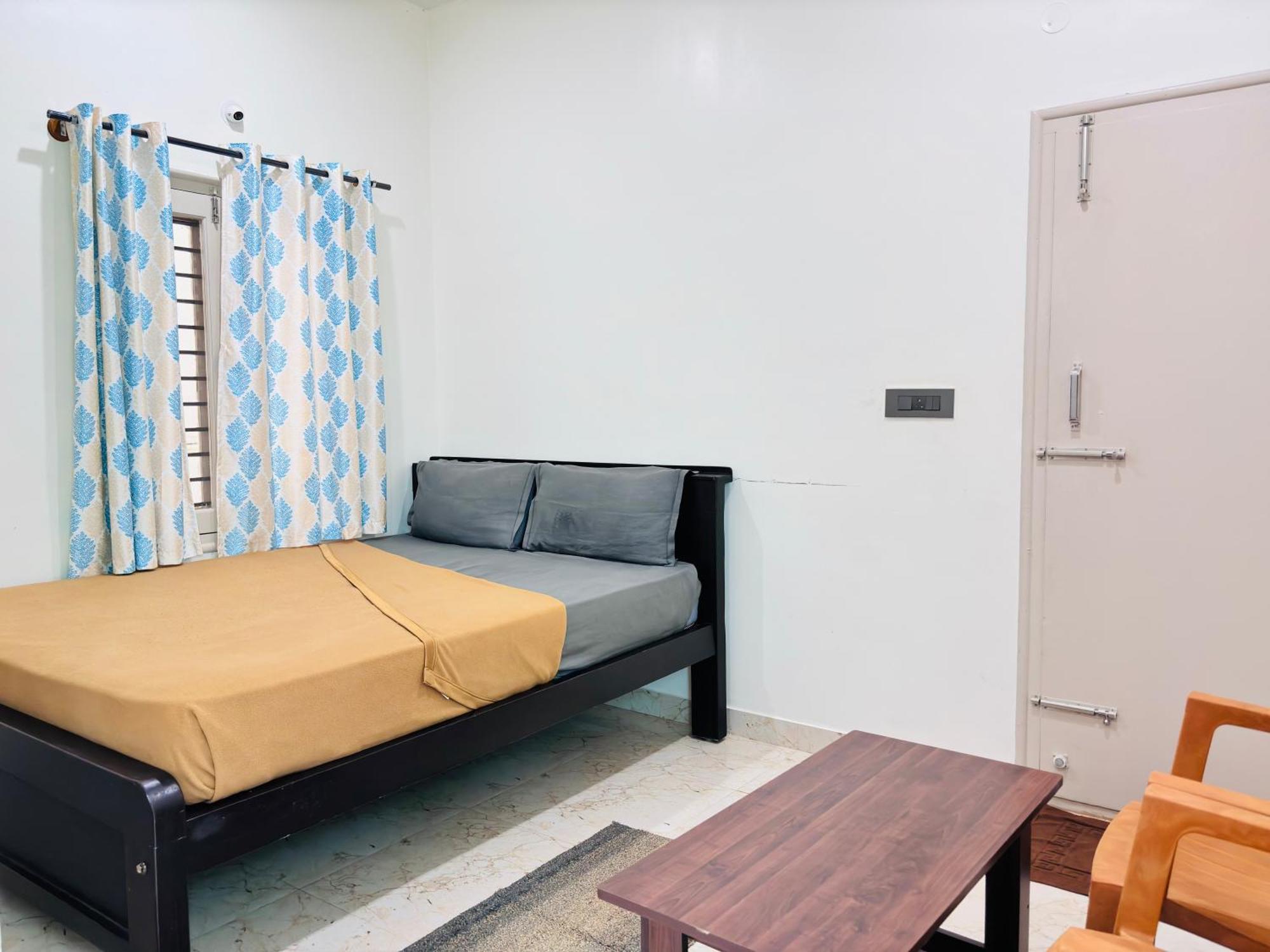 Sri Siri Lodge And Hotel Chikmagalur Luaran gambar
